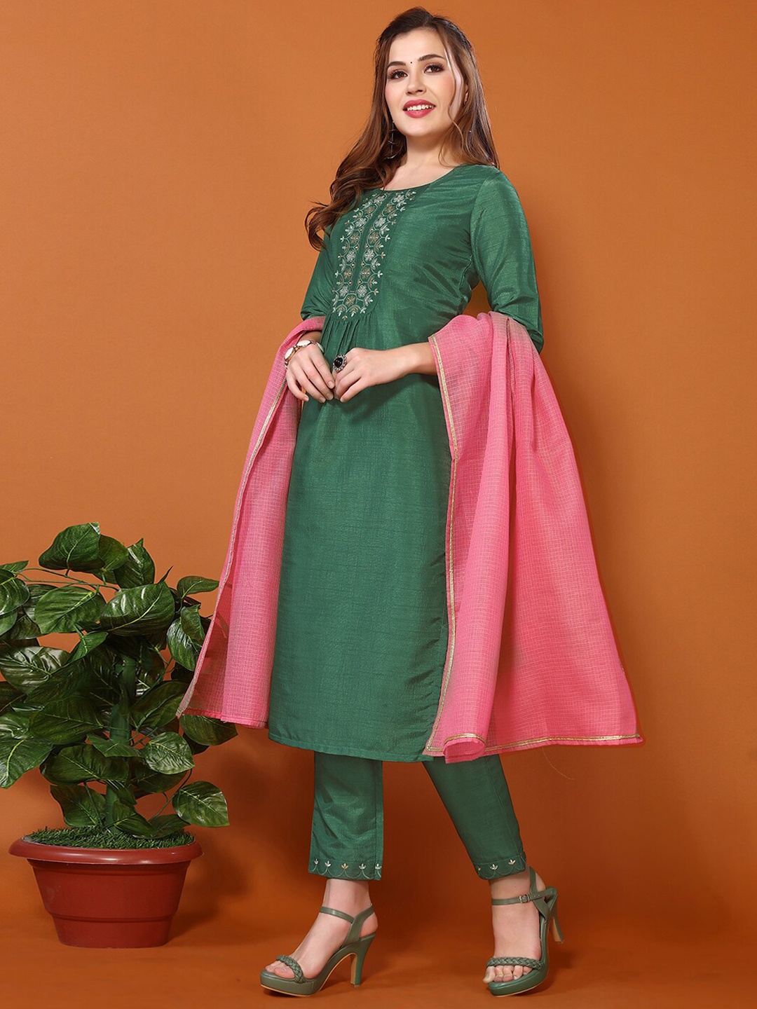 

KALINI Floral Yoke Design Thread Work Kurta with Trousers & Dupatta, Green