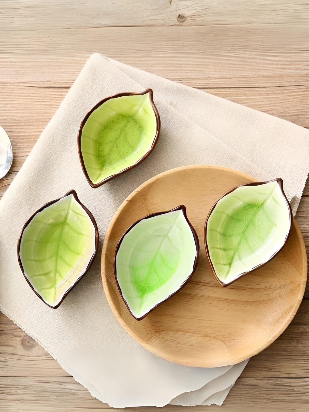 

YELONA Green 10 Pieces Leaf Shaped Porcelain Glossy Dip Bowls