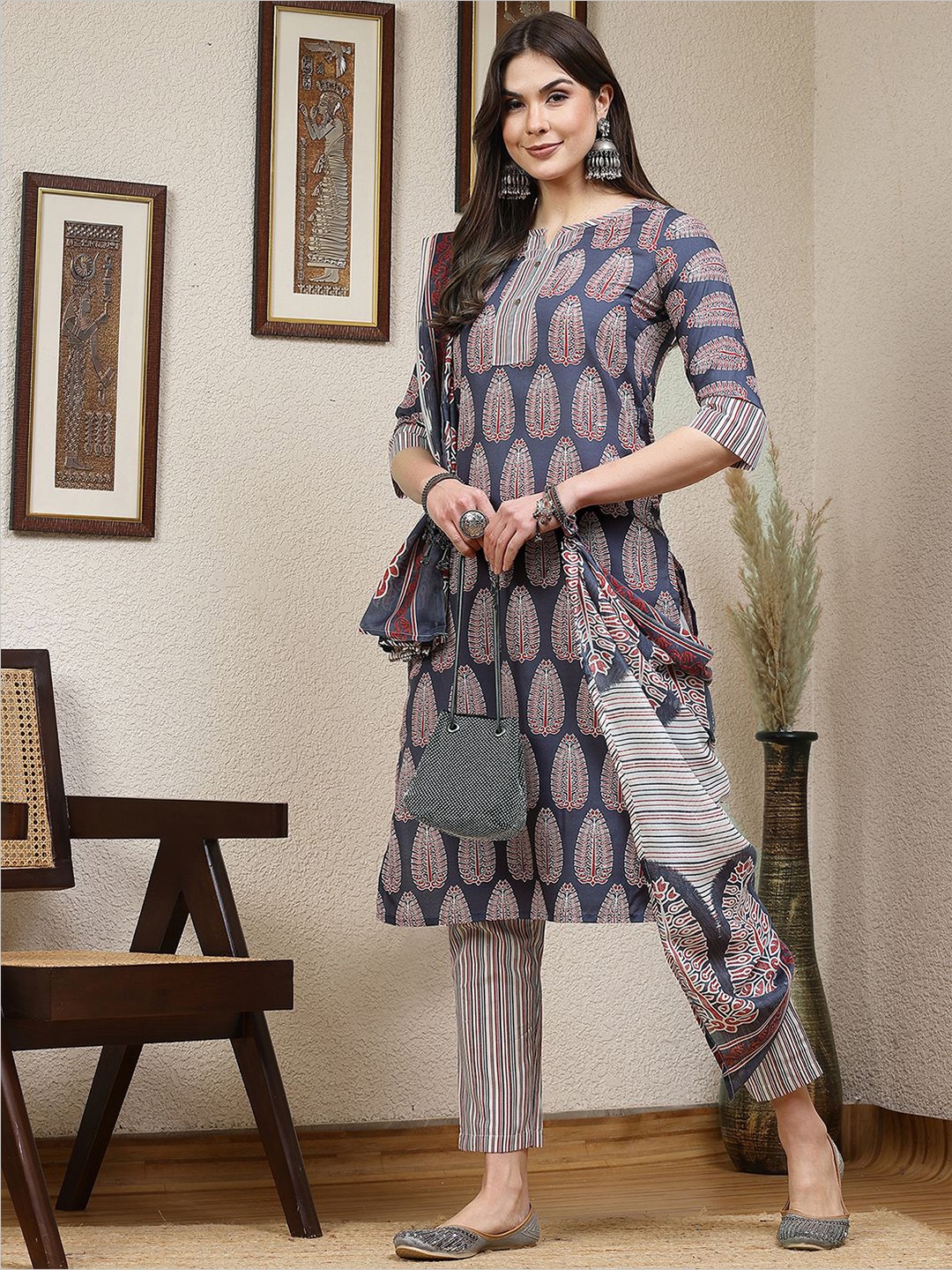 

KALINI Ethnic Motifs Printed Kurta with Trousers & With Dupatta, Blue