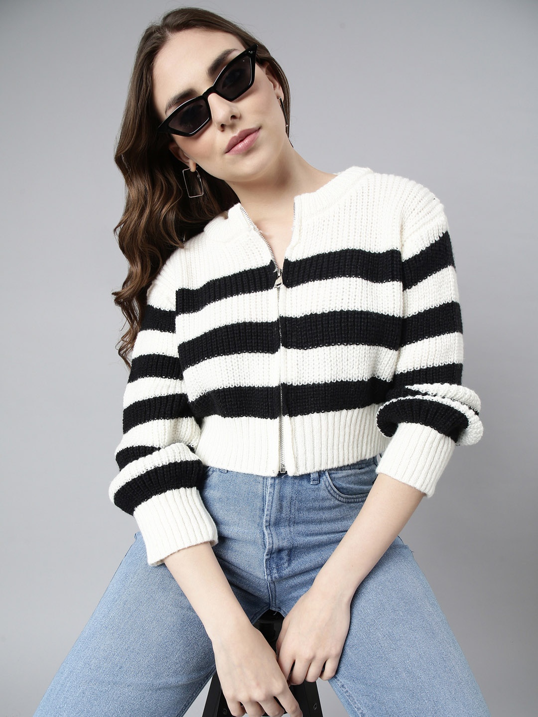 

SHOWOFF Long Sleeves Round Neck Striped Cream Crop Cardigan