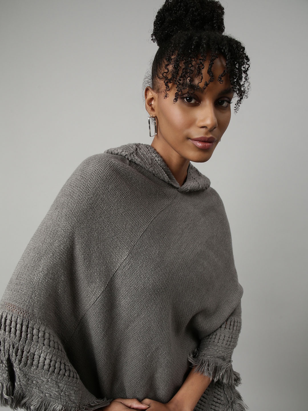 

SHOWOFF Hooded Longline Poncho with Fringed Detail, Grey