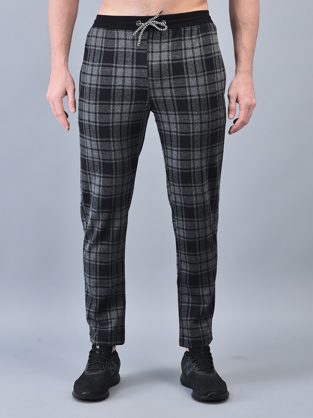 

CANOE Men Checked Mid-Rise Track Pants, Grey