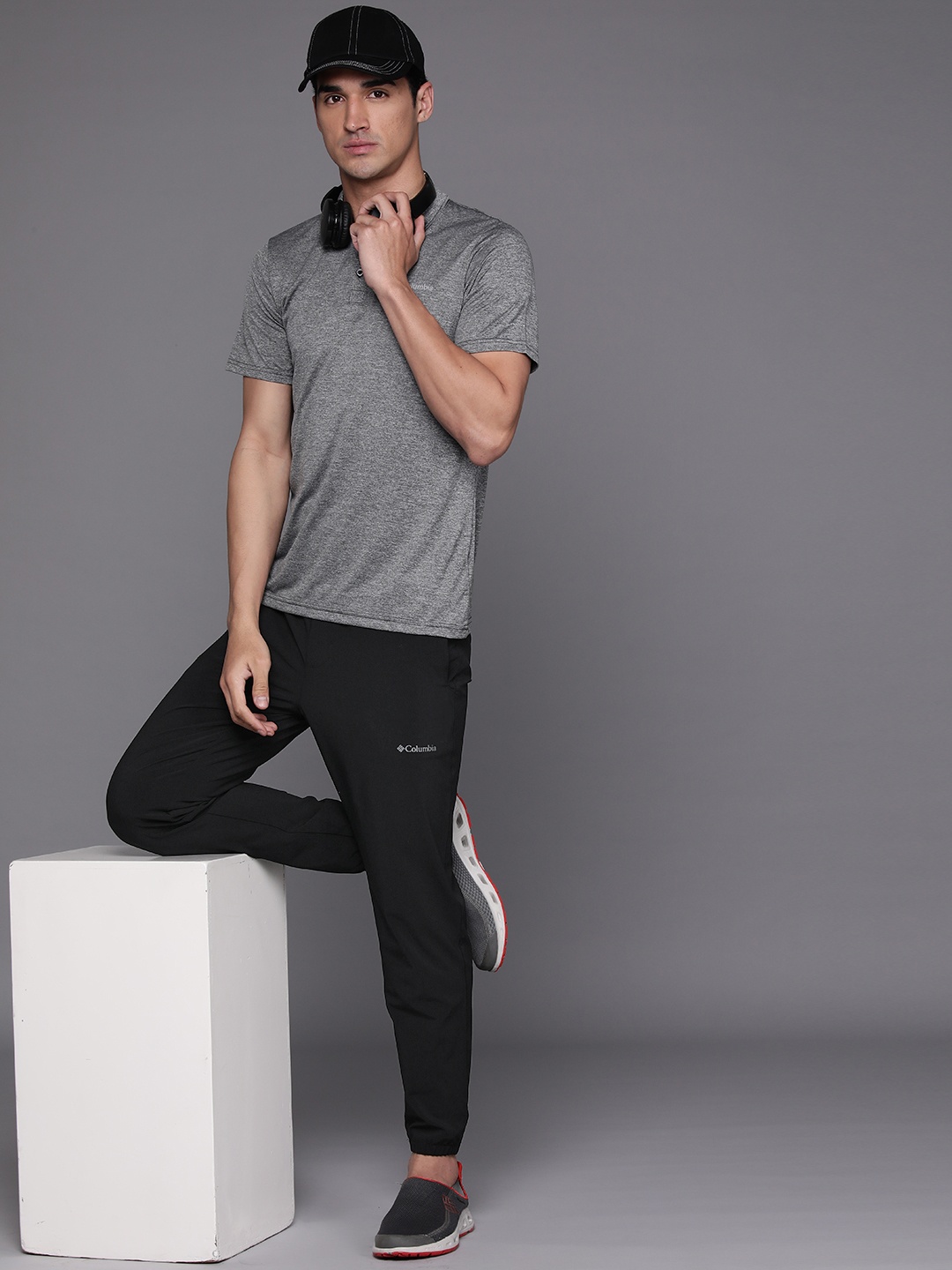 

Columbia Men Solid Regular Fit Joggers, Black
