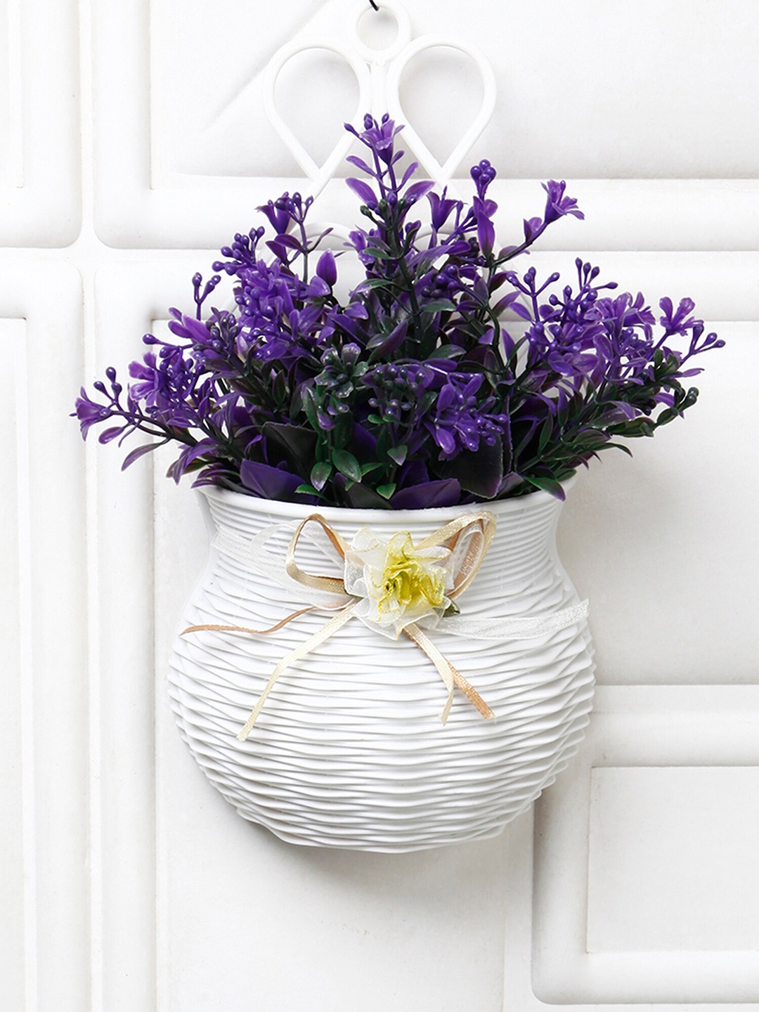 

FOLIYAJ Purple & White Artificial Flowers With Hanging Pot