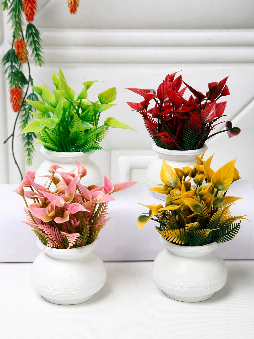 

FOLIYAJ Green & Red 4 Pieces Artificial Flowers With Pots