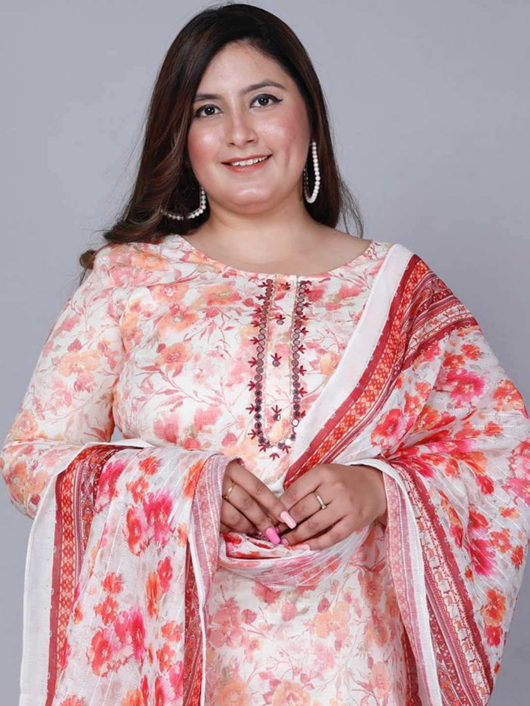 

PUMPUI Floral Printed Thread Work Regular Plus Size Kurta With Trousers & Dupatta, Pink