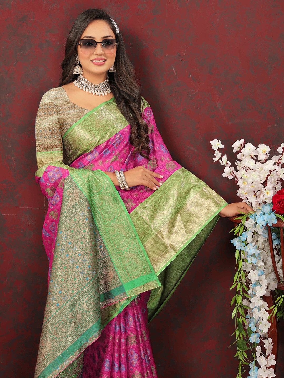 

ZILVIRA Ethnic Motifs Zari Pure Cotton Banarasi Saree, Pink