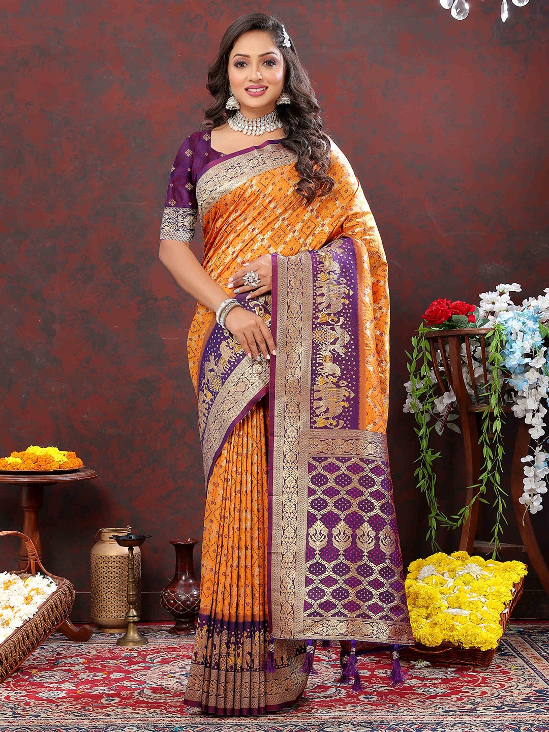 

ZILVIRA Ethnic Motifs Woven Design Zari Pure Silk Patola Saree, Orange