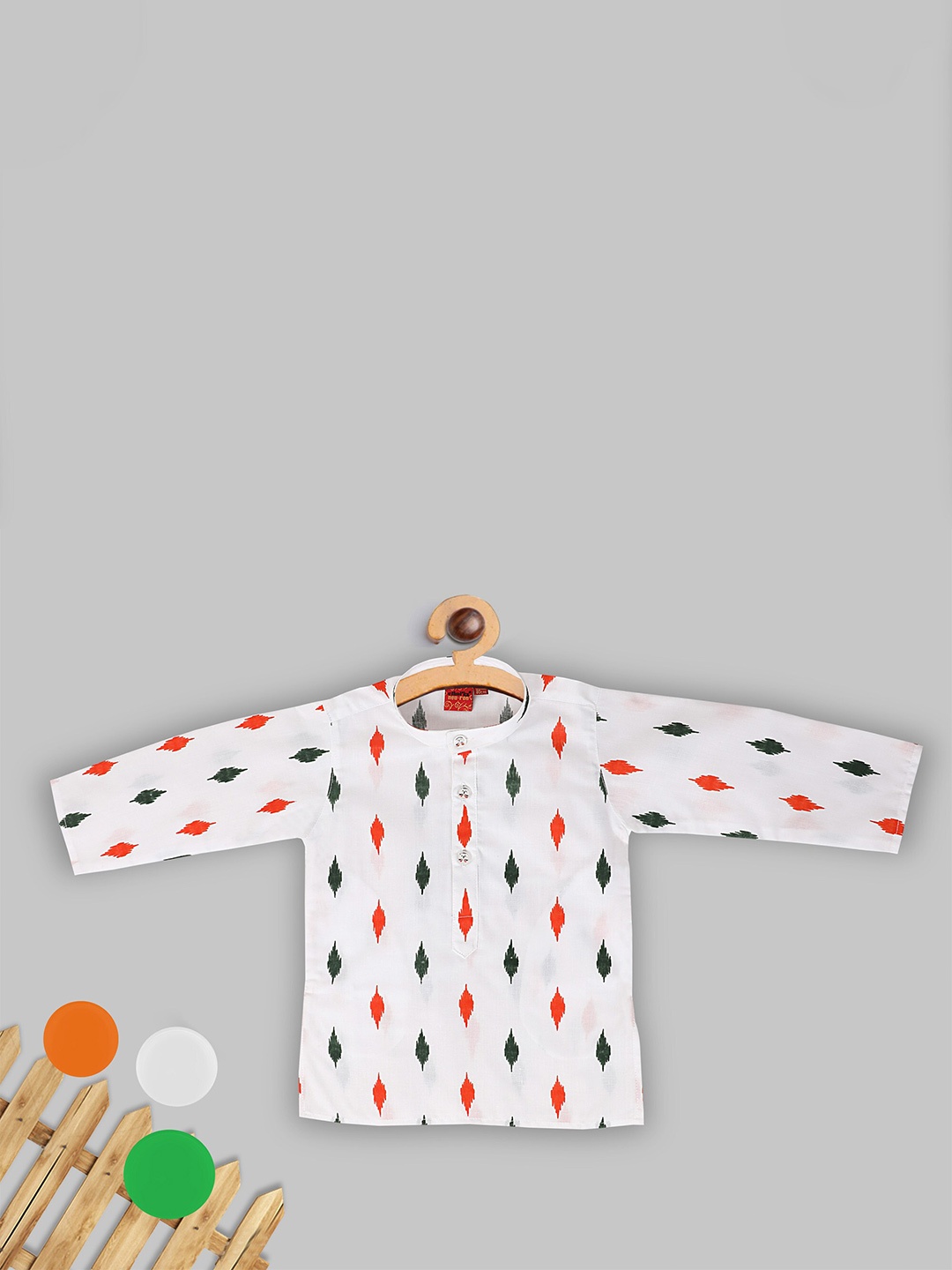 

Ethniks Neu-Ron Boys Ethnic Motifs Printed Straight Pure Cotton Kurta with Trousers, White
