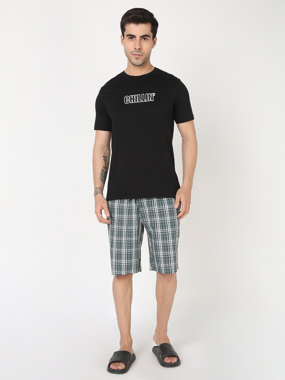 

R&B Men Printed Pure Cotton T-Shirt & Shorts, Black