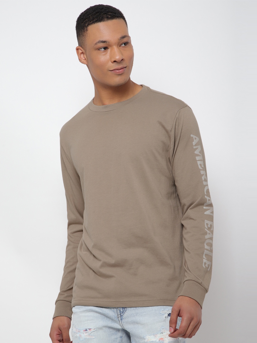 

AMERICAN EAGLE OUTFITTERS Typography Printed Round Neck Long Sleeve T-shirt, Brown