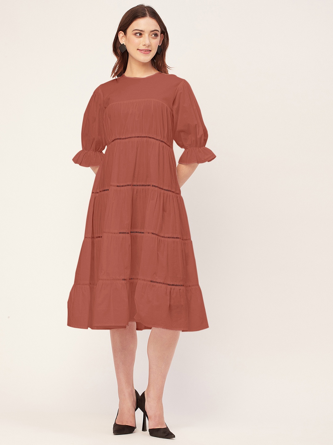 

Moomaya Round Neck Short Sleeves Knee Length Tiered Dress, Peach