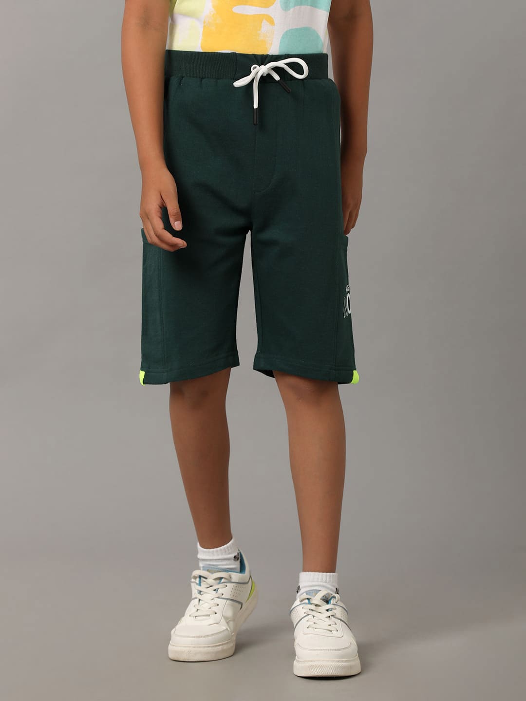 

UNDER FOURTEEN ONLY Boys Mid-Rise Cotton Shorts, Green