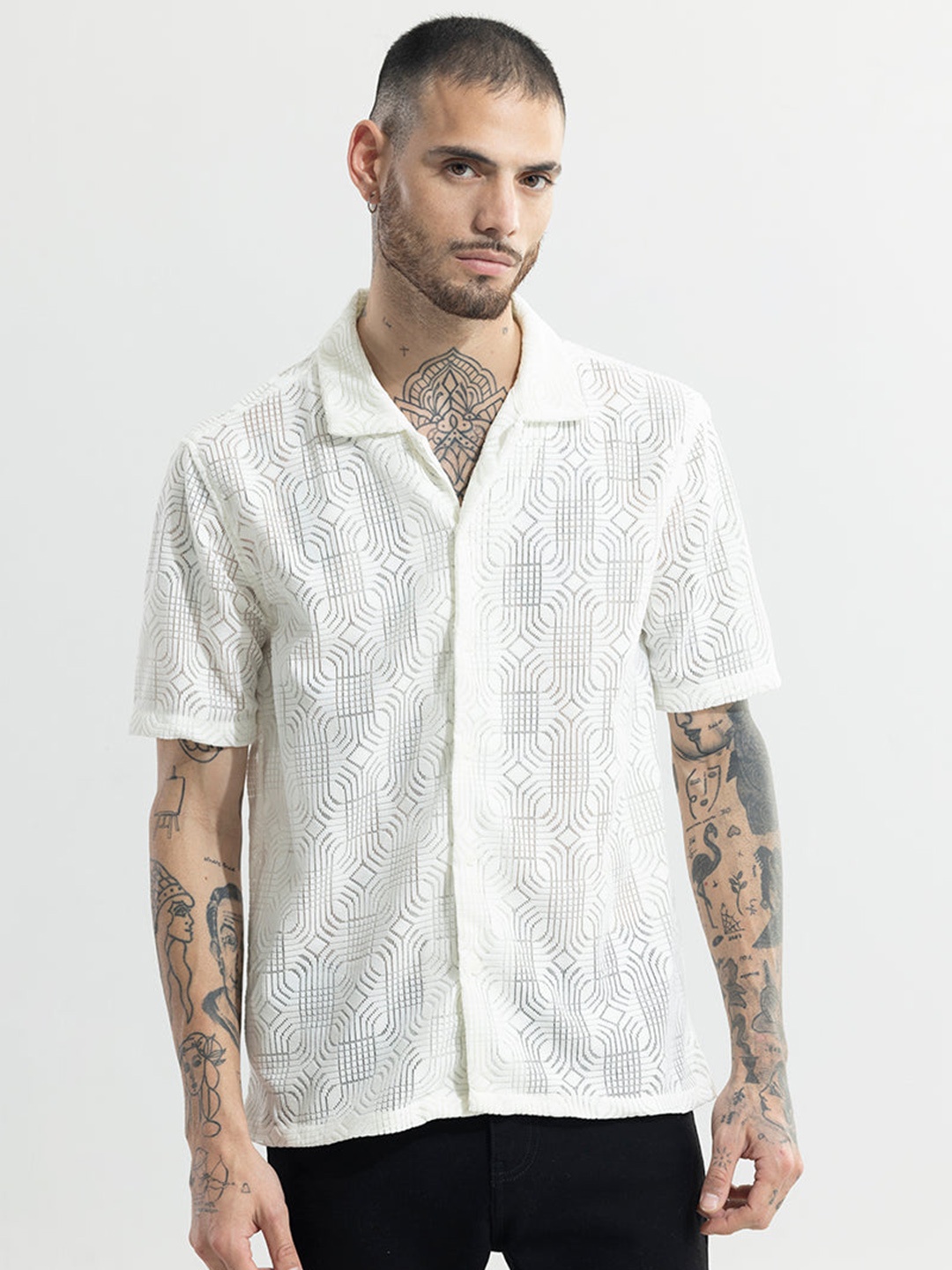 

Snitch Cream Classic Boxy Fit Textured Casual Shirt