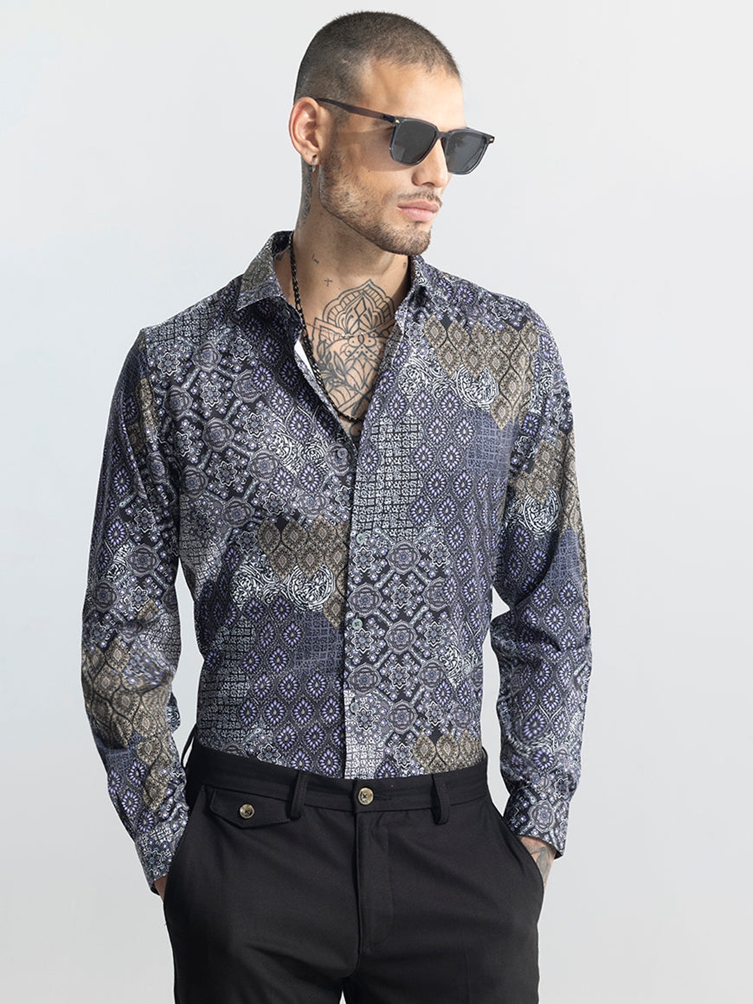 

Snitch Grey Classic Slim Fit Ethnic Motifs Printed Cotton Casual Shirt