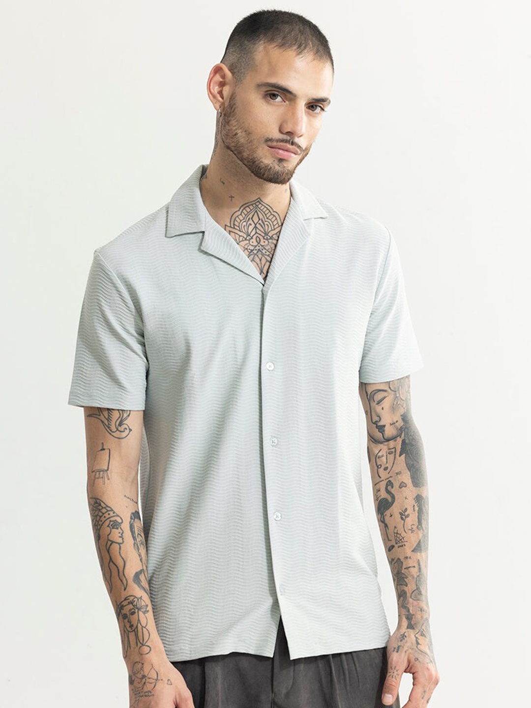 

Snitch Lapel Collar Short Sleeves Classic Boxy Horizontal Stripes Casual Shirt, Grey