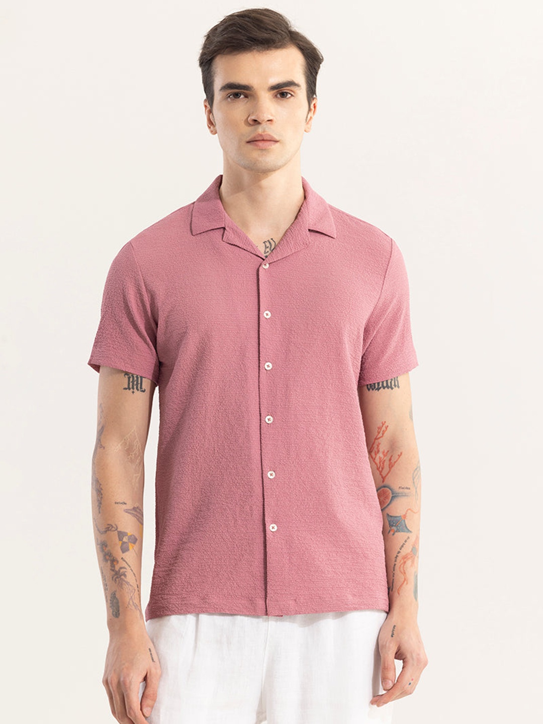 

Snitch Pink Cutaway Collar Classic Slim Fit Opaque Printed Casual Shirt