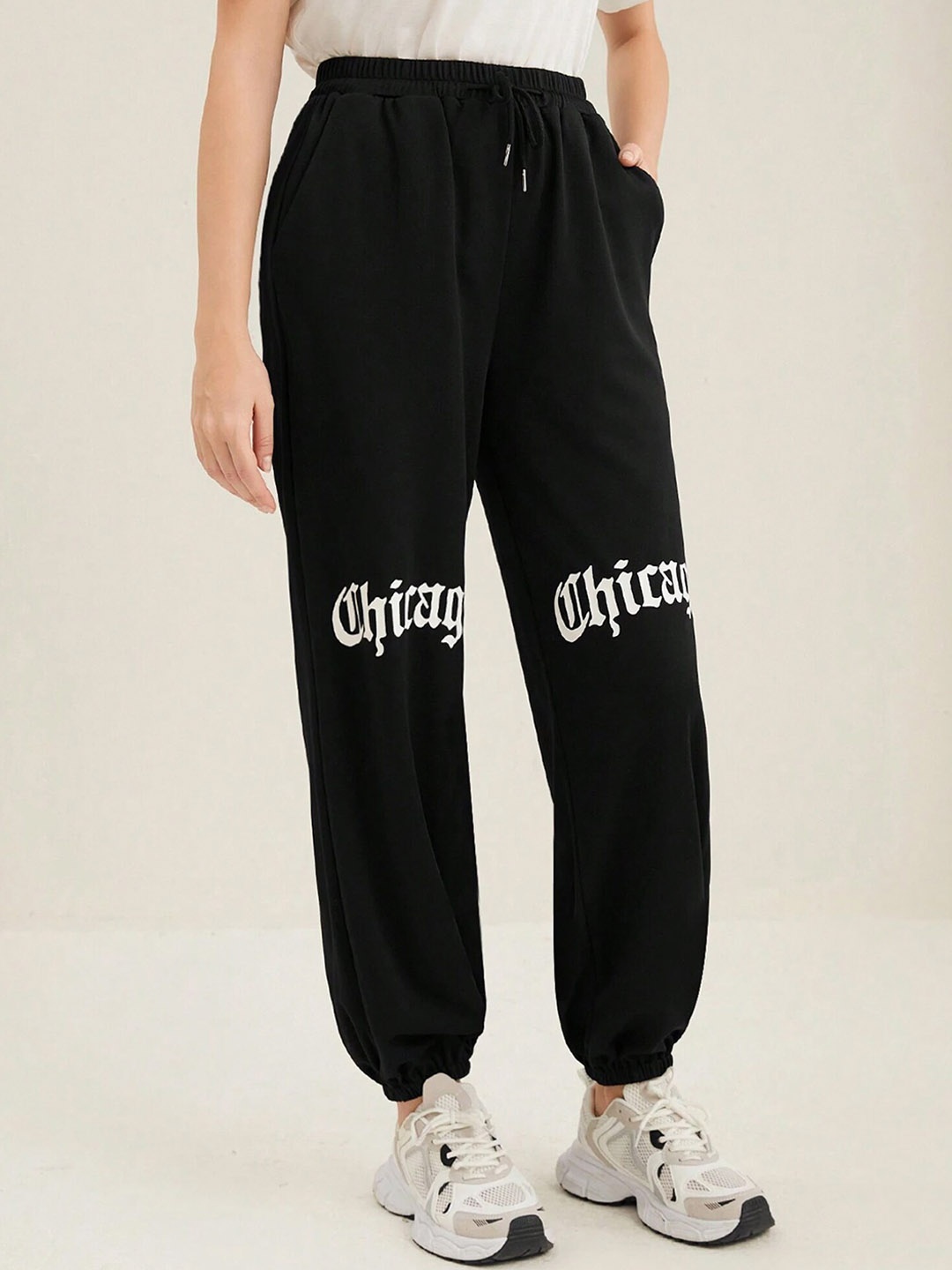 

TABADTOD Women Relaxed Loose Fit Mid-Rise Joggers Trousers, Black