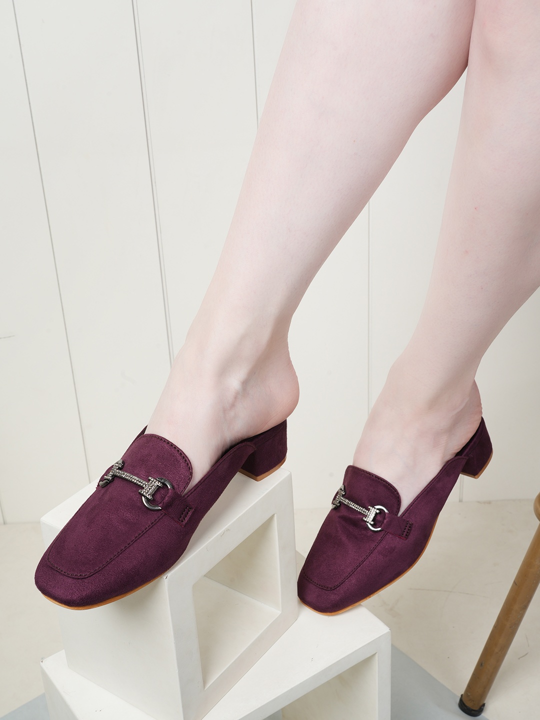 

DressBerry Burgundy Buckles Detail Block Heeled Mules