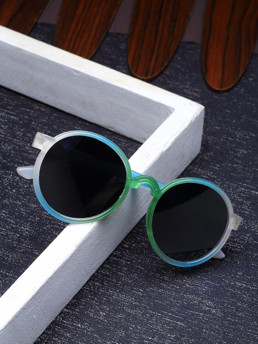 

Stoln Girls UV Protected Sunglasses, Black