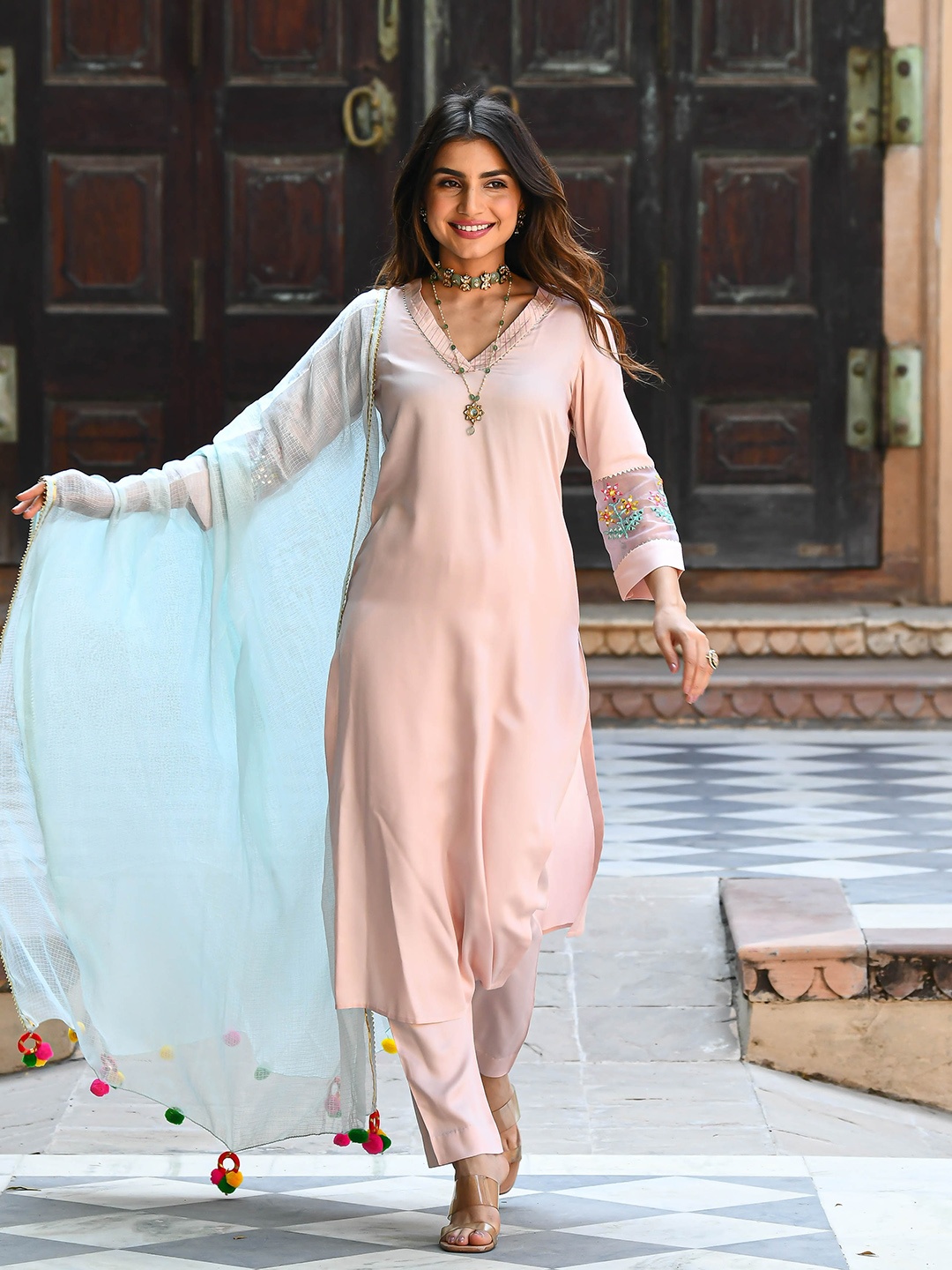 

Anouk Mirage Regular V-Neck Straight Kurta with Trousers & Dupatta, Pink