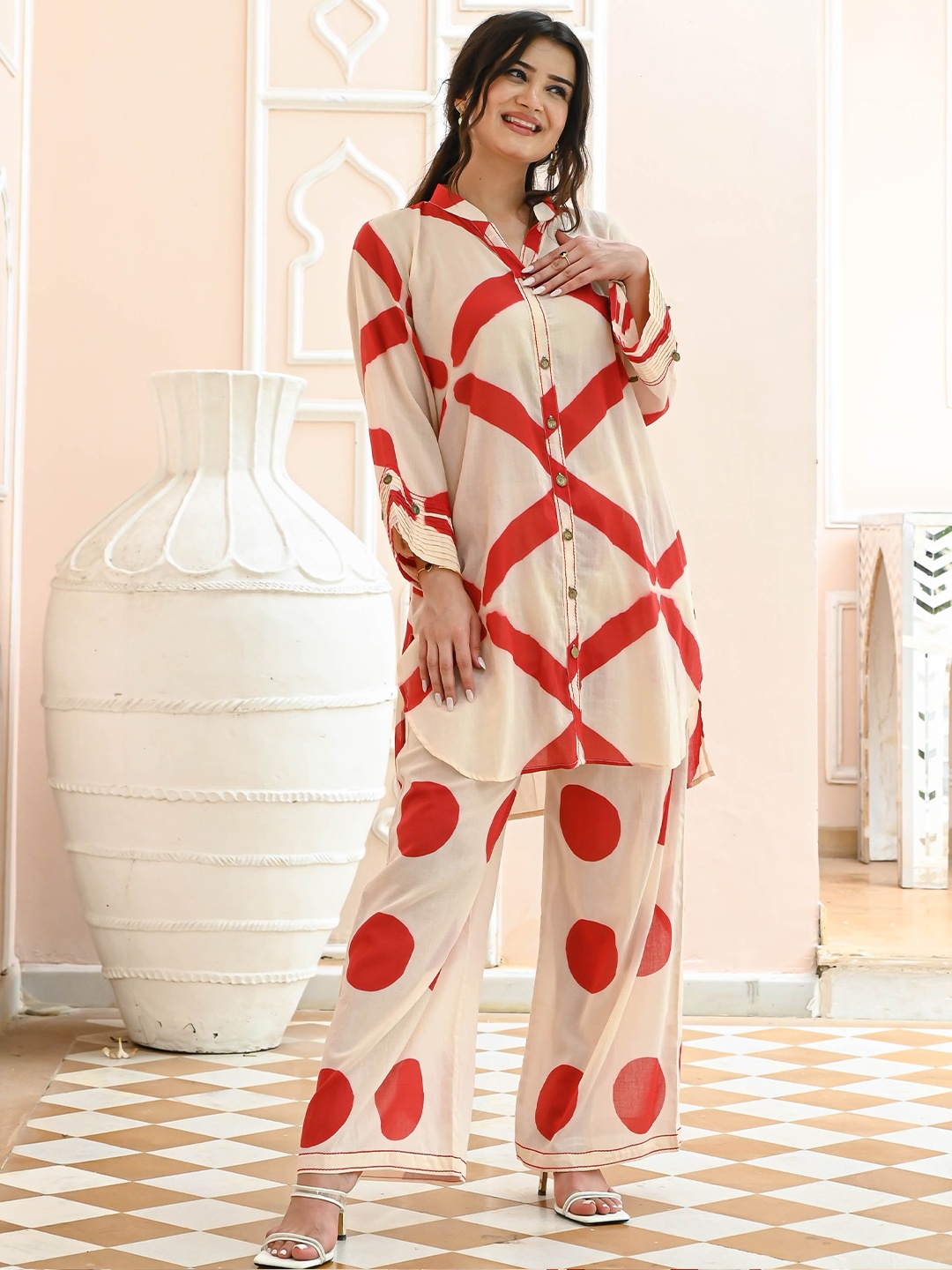 

Anouk Mirage Abstract Printed Mandarin Collar Shirt And Trousers Co-Ords, Beige