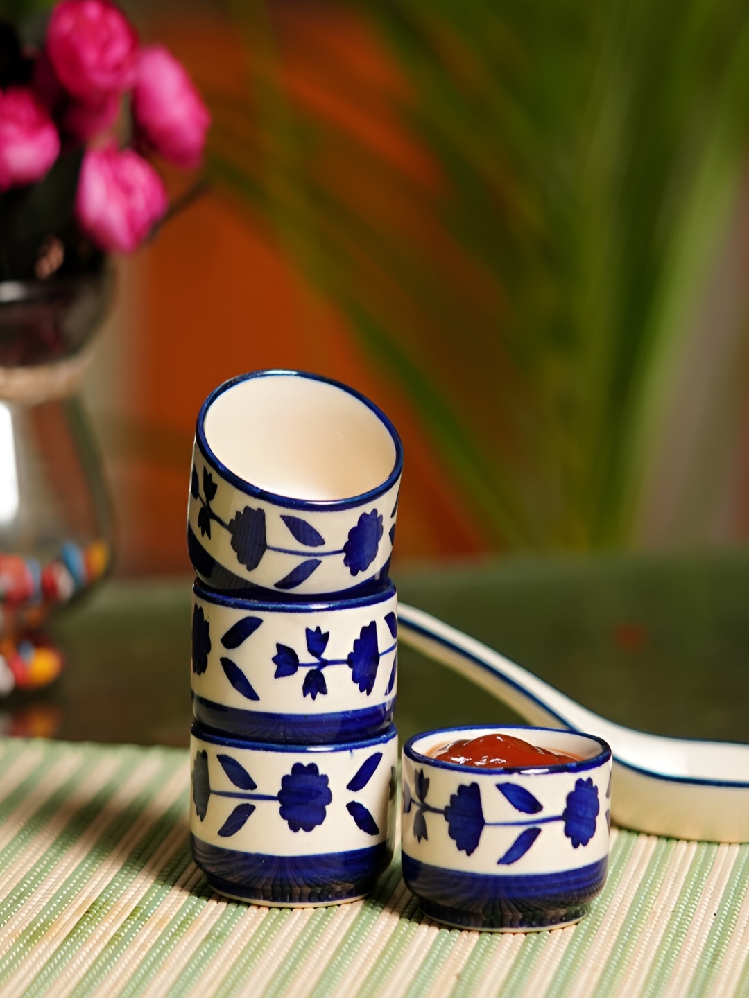 

Freakway Beige & Blue 4 Pieces Floral Printed Ceramic Glossy Bowls