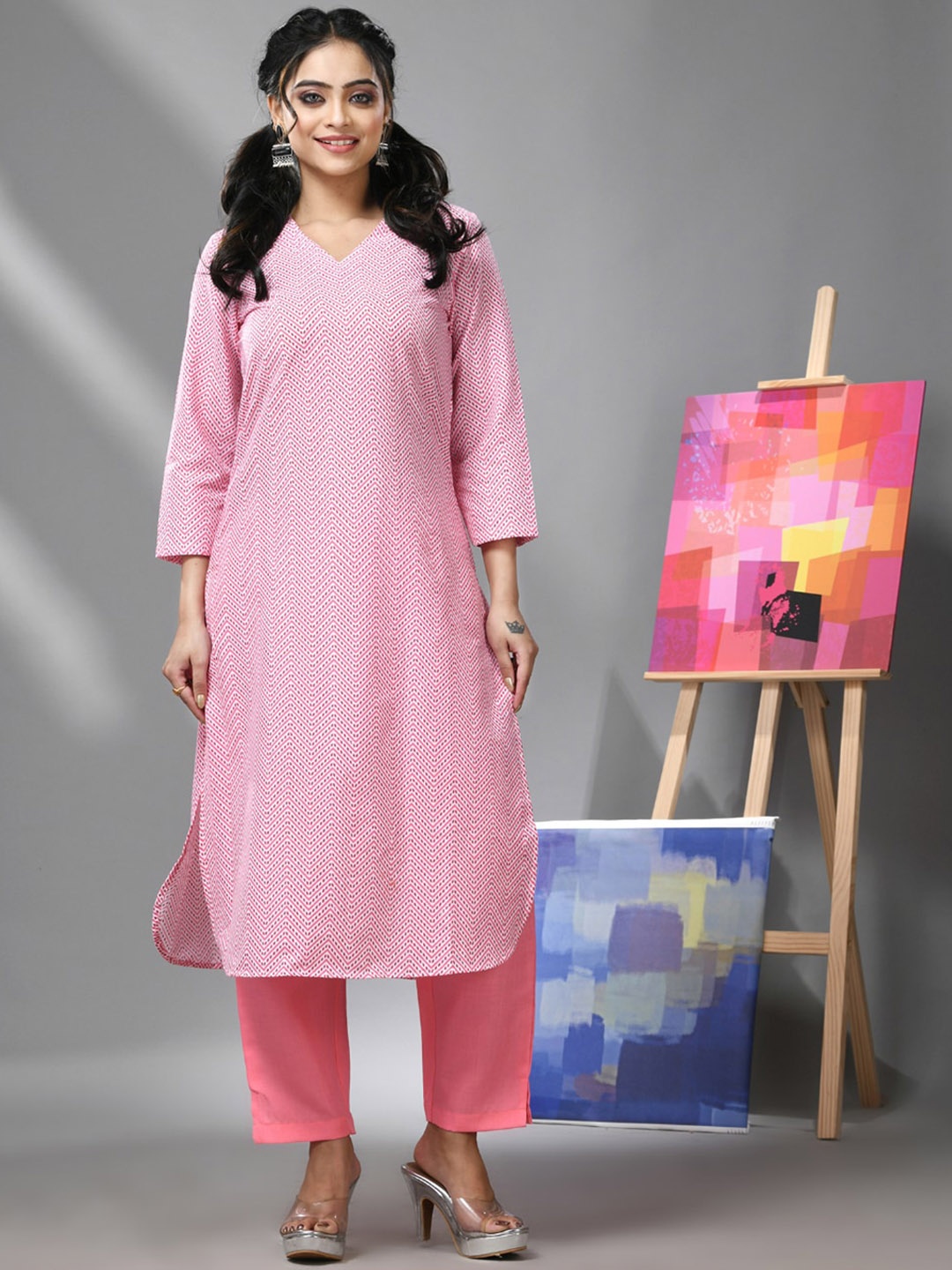 

Charukriti Geometric Printed V Neck Long Sleeves Straight Pure Cotton Kurta with Trouser, White