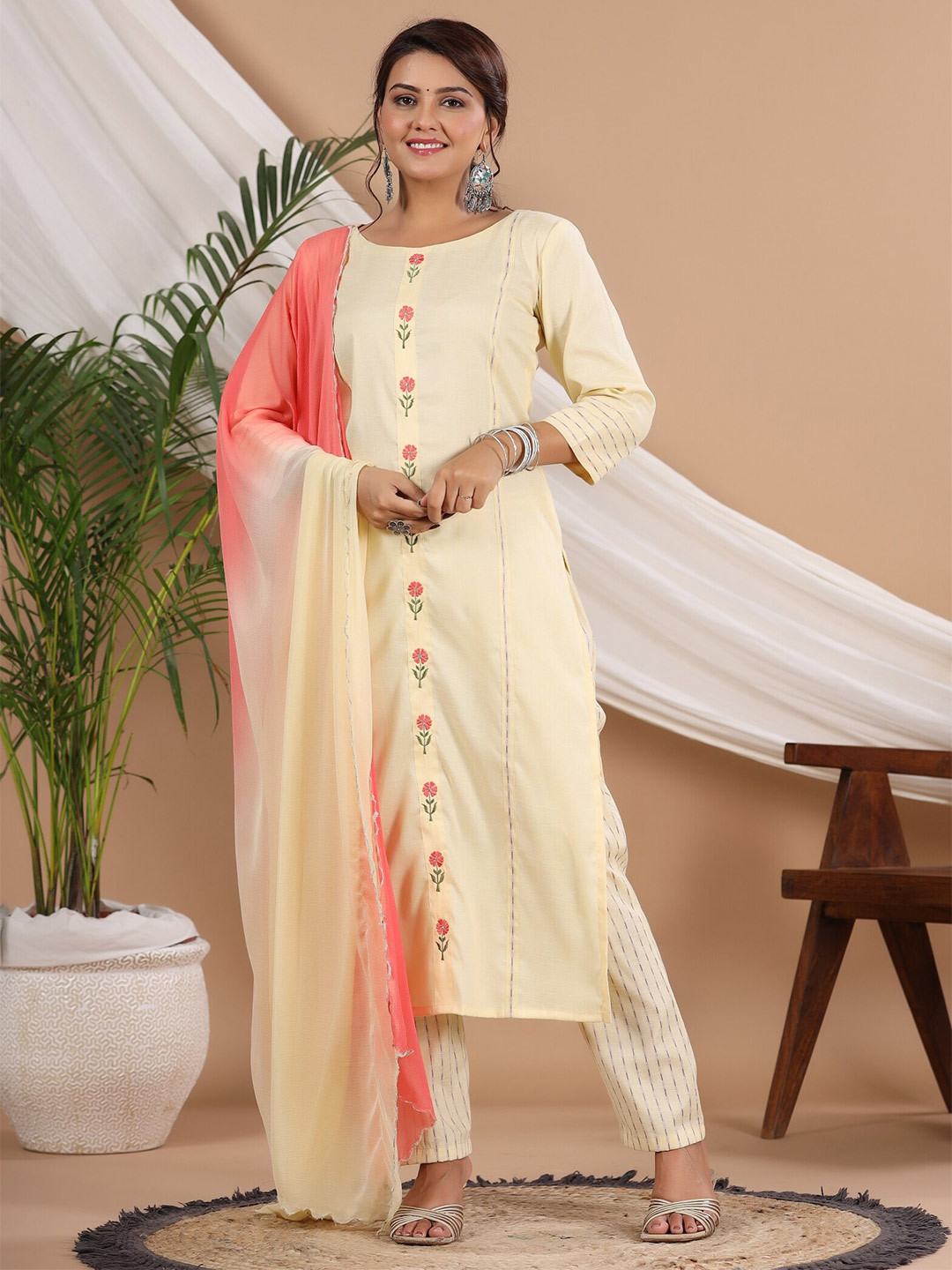 

Rangeelo Round Neck Floral Embroidered Pure Cotton Kurta with Trousers & Dupatta, Yellow