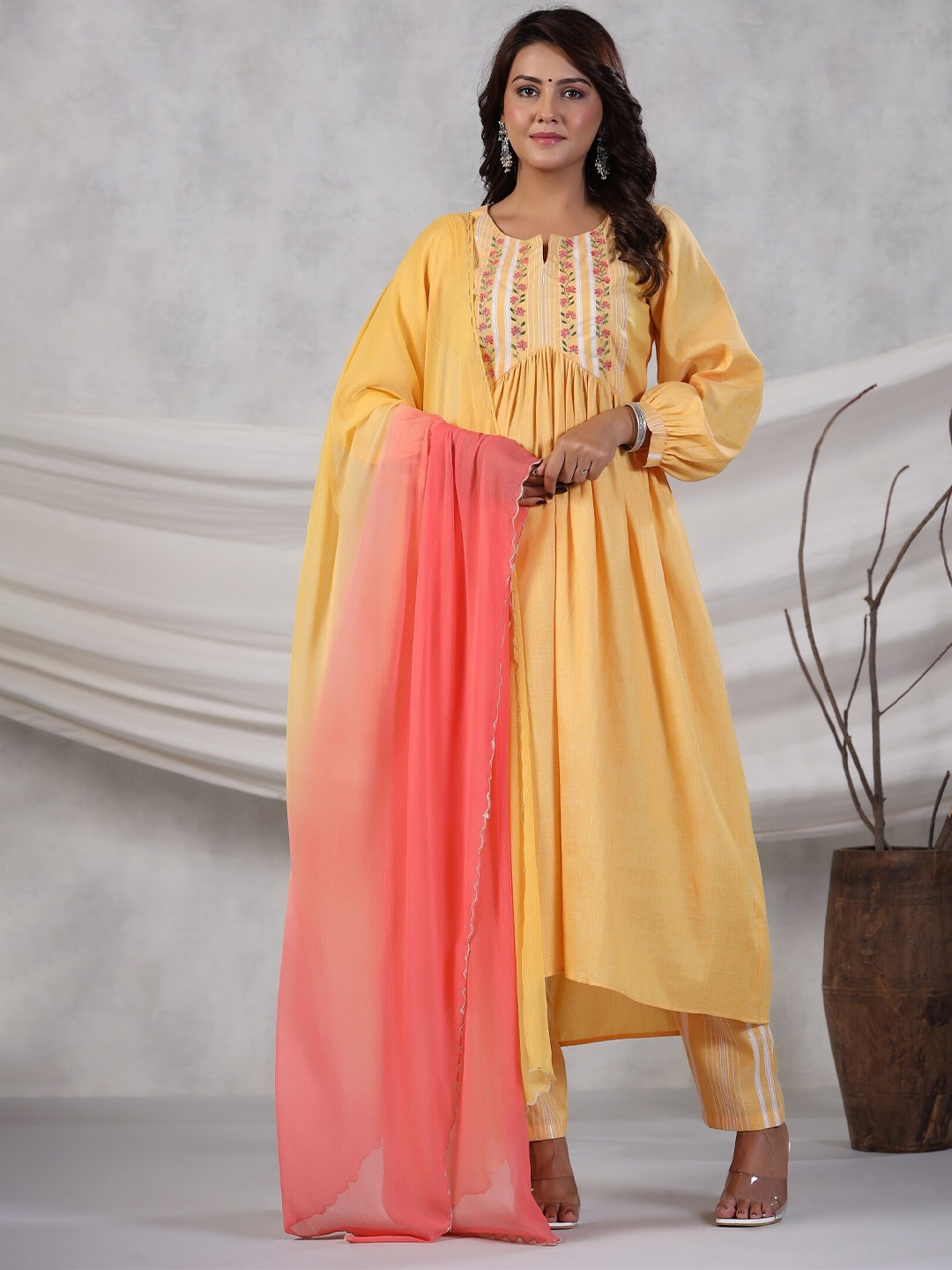 

Rangeelo Notch Neck Floral Yoke Design Pure Cotton Kurta with Palazzos & Dupatta, Yellow
