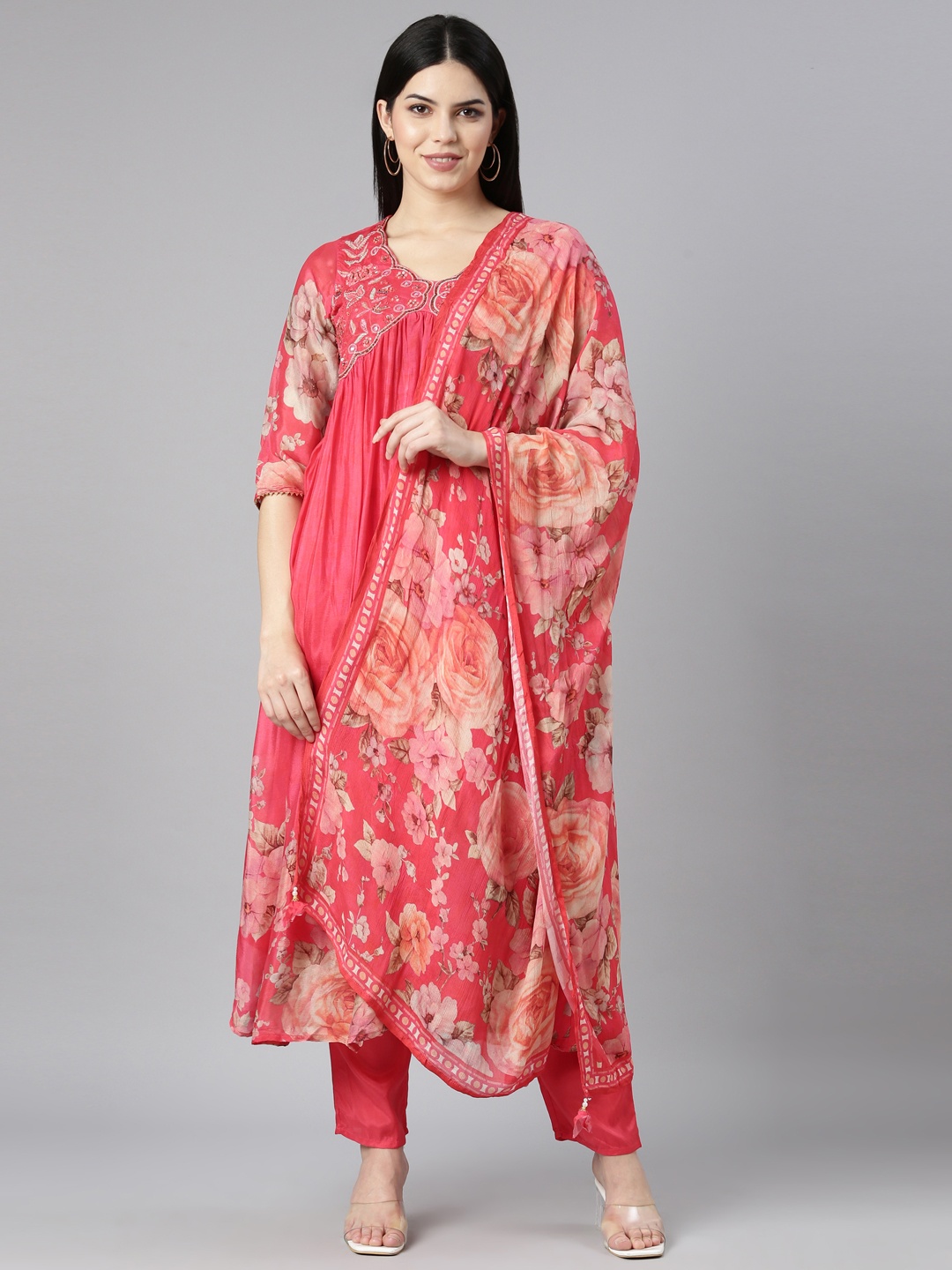 

Neerus Floral Printed Regular Thread Work Silk Chiffon Kurta with Trousers & With Dupatta, Red