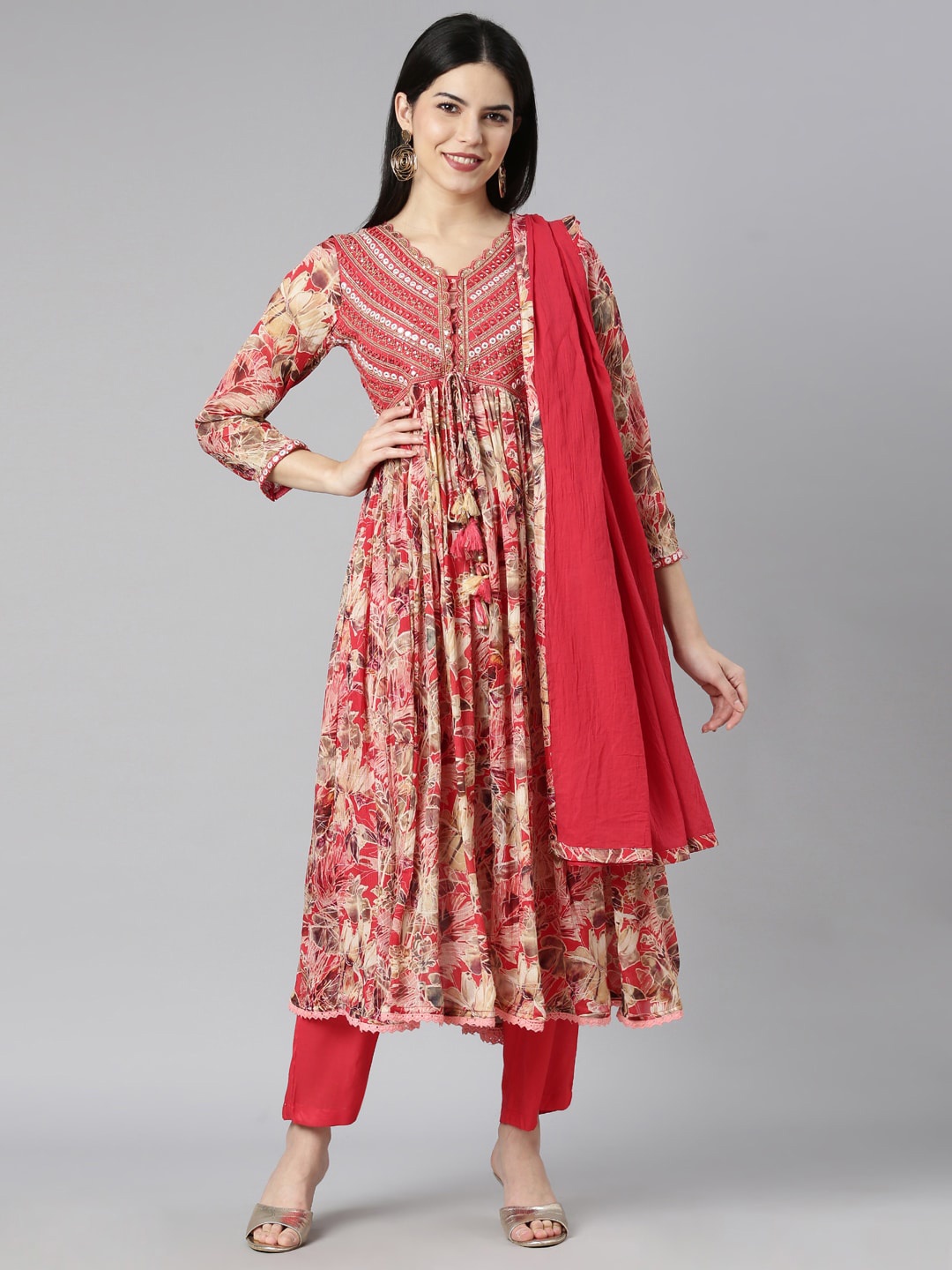 

Neerus Floral Printed Regular Mirror Work Silk Chiffon Kurta With Trousers & Dupatta, Red