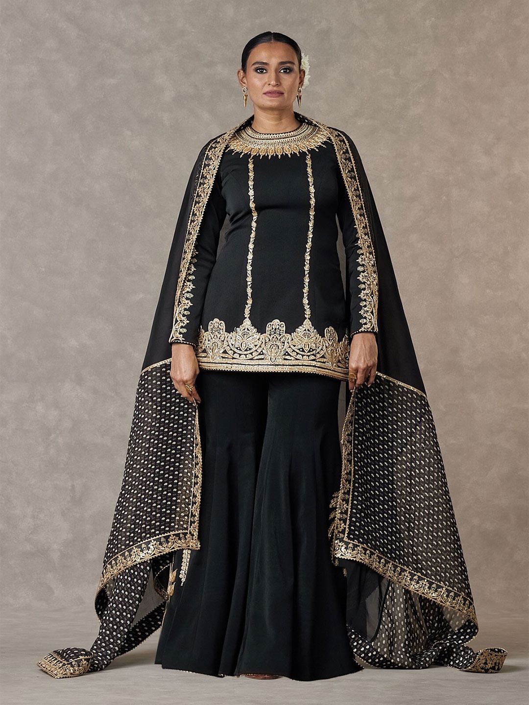 

Masaba Embellished Kurta With Sharara & Dupatta, Black