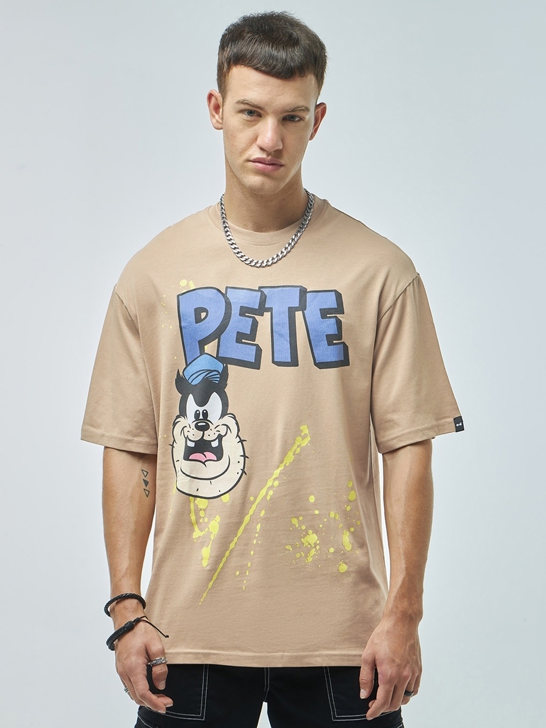 

Bewakoof Printed Round Neck Short Drop Shoulder Sleeves Cotton Oversized T-shirt, Brown