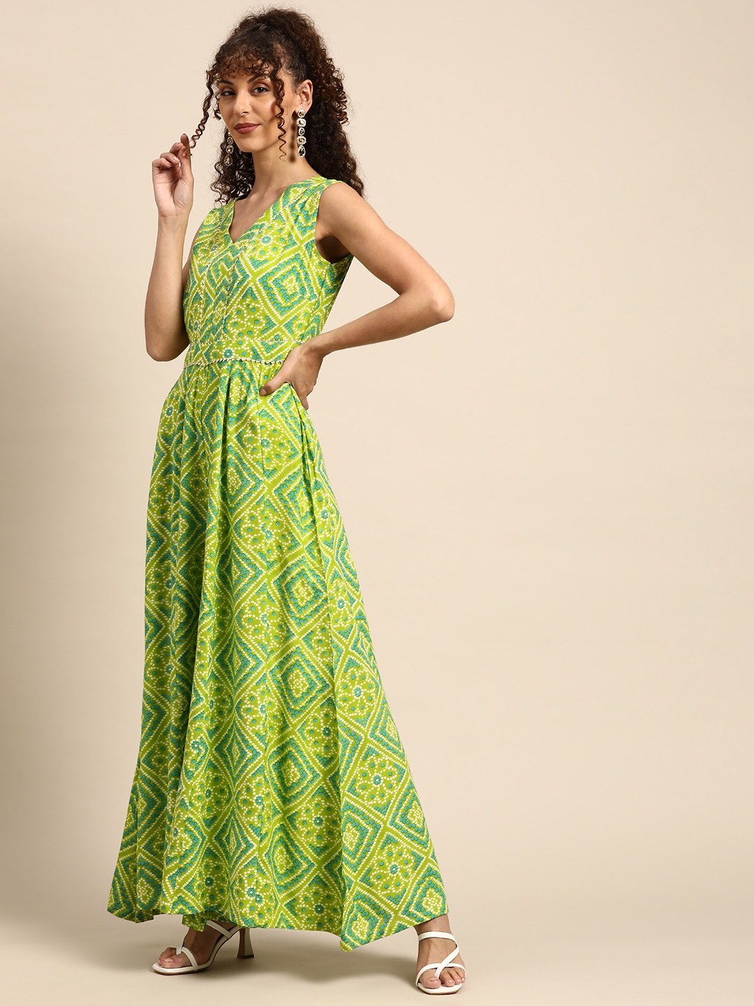 

MABISH by Sonal Jain Green & White Printed Basic Jumpsuit