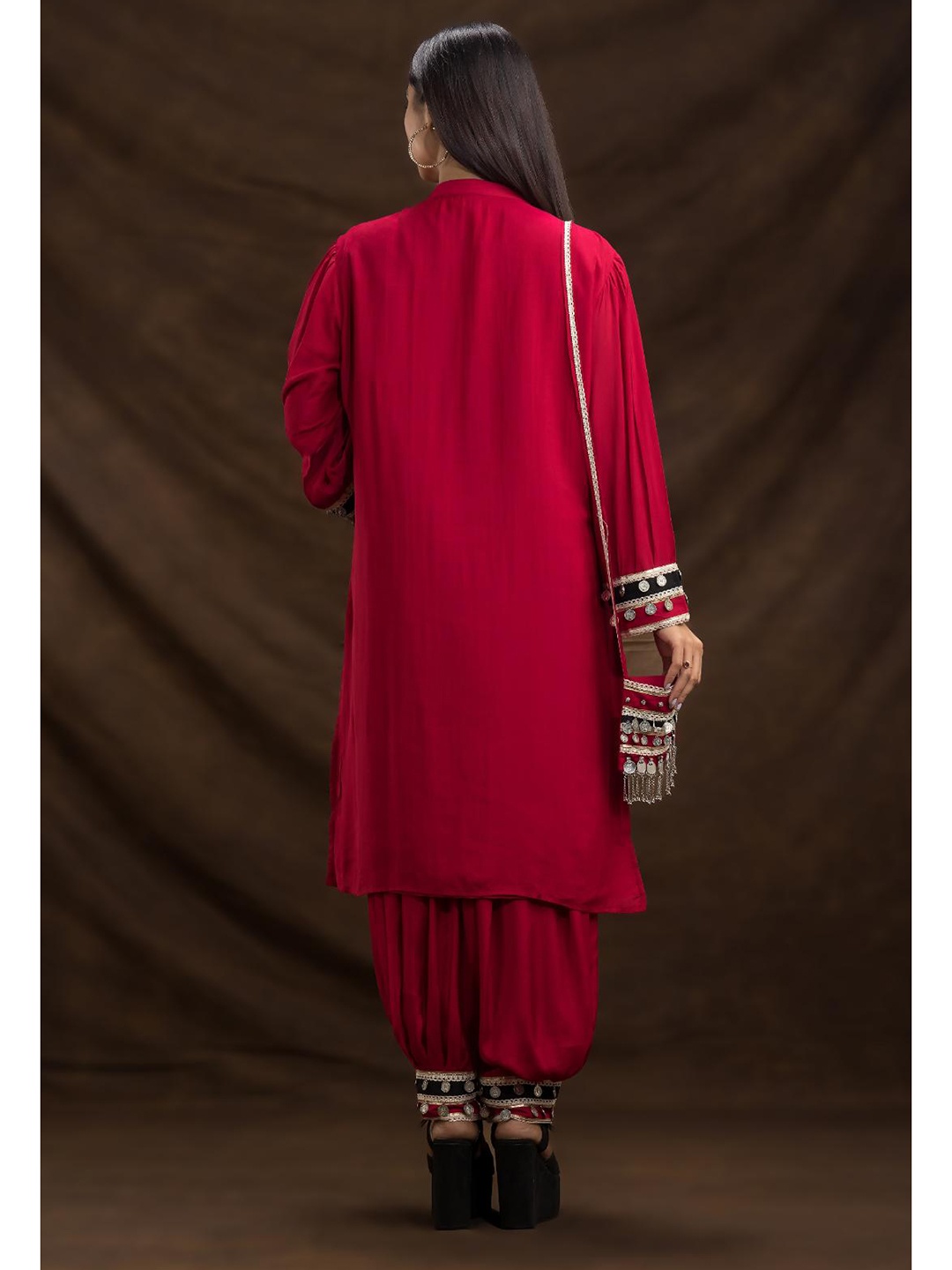 

SACRED SUTA Regular Pure Silk Kurta with Salwar, Red