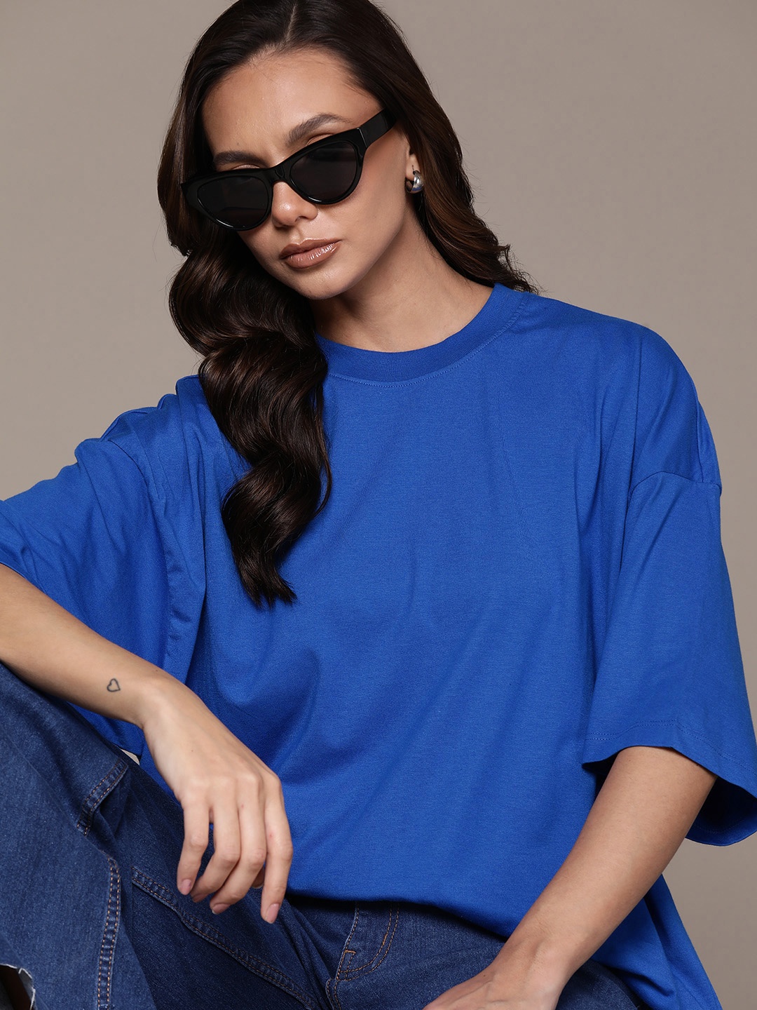 

The Roadster Lifestyle Co. Drop-Shoulder Sleeves Oversized T-shirt, Blue