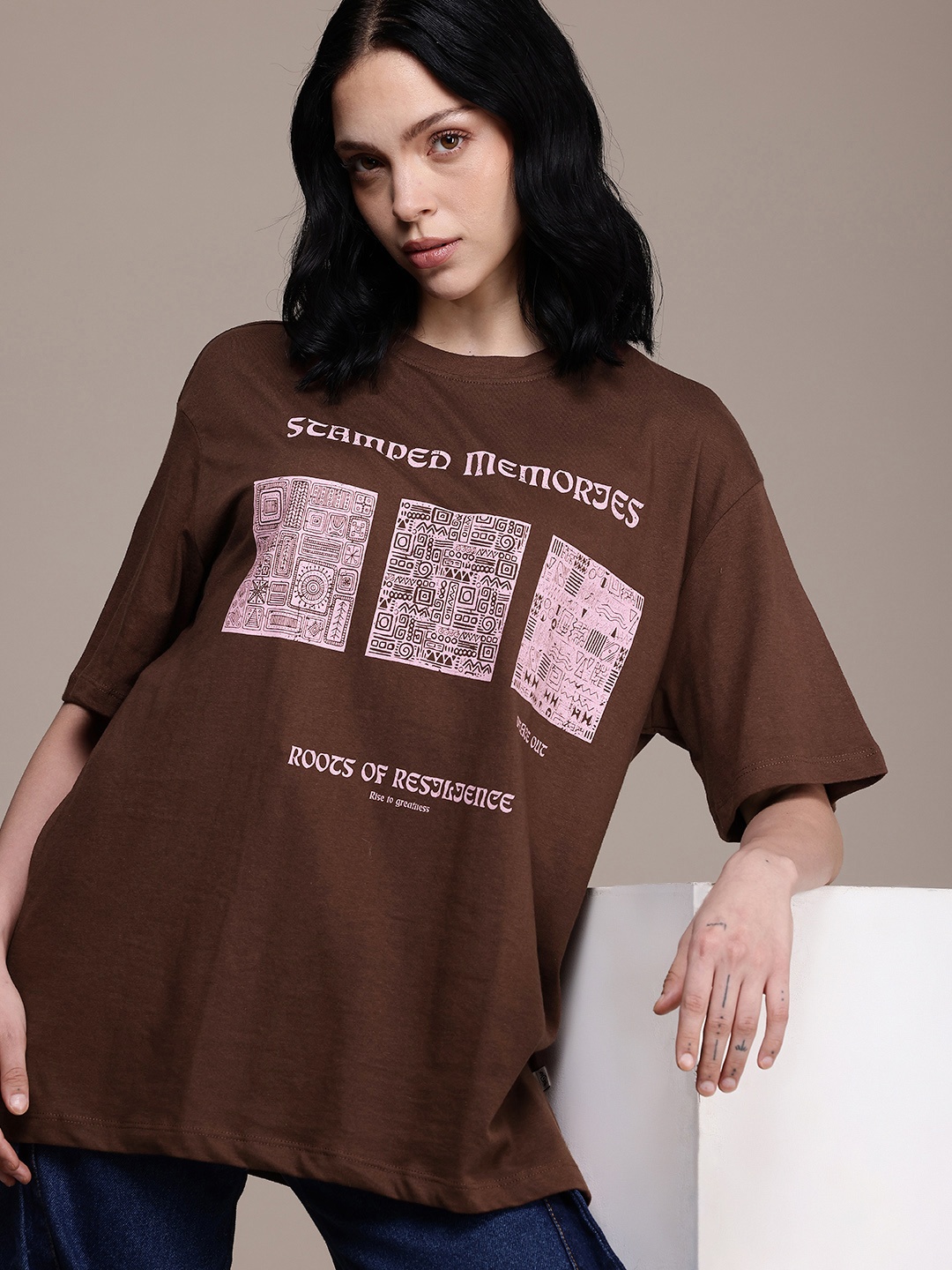 

The Roadster Life Co. Graphic Printed Drop-Shoulder Sleeves Oversized T-shirt, Brown