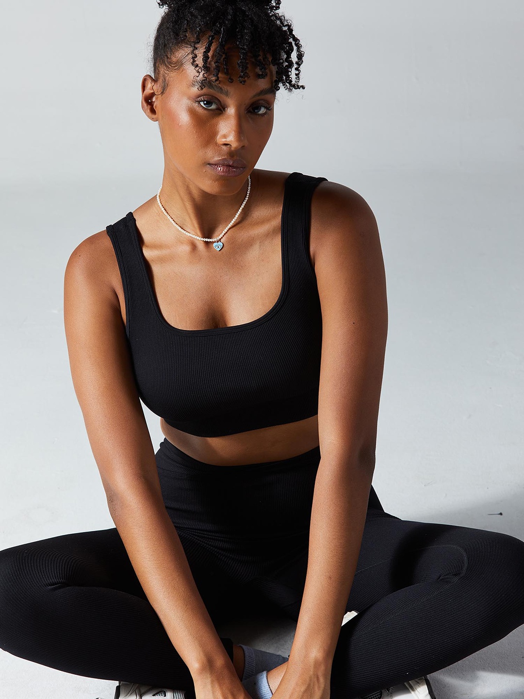 

CAVA Full Coverage High Super Support All Day Comfort Workout Aspire Sports Bra, Black