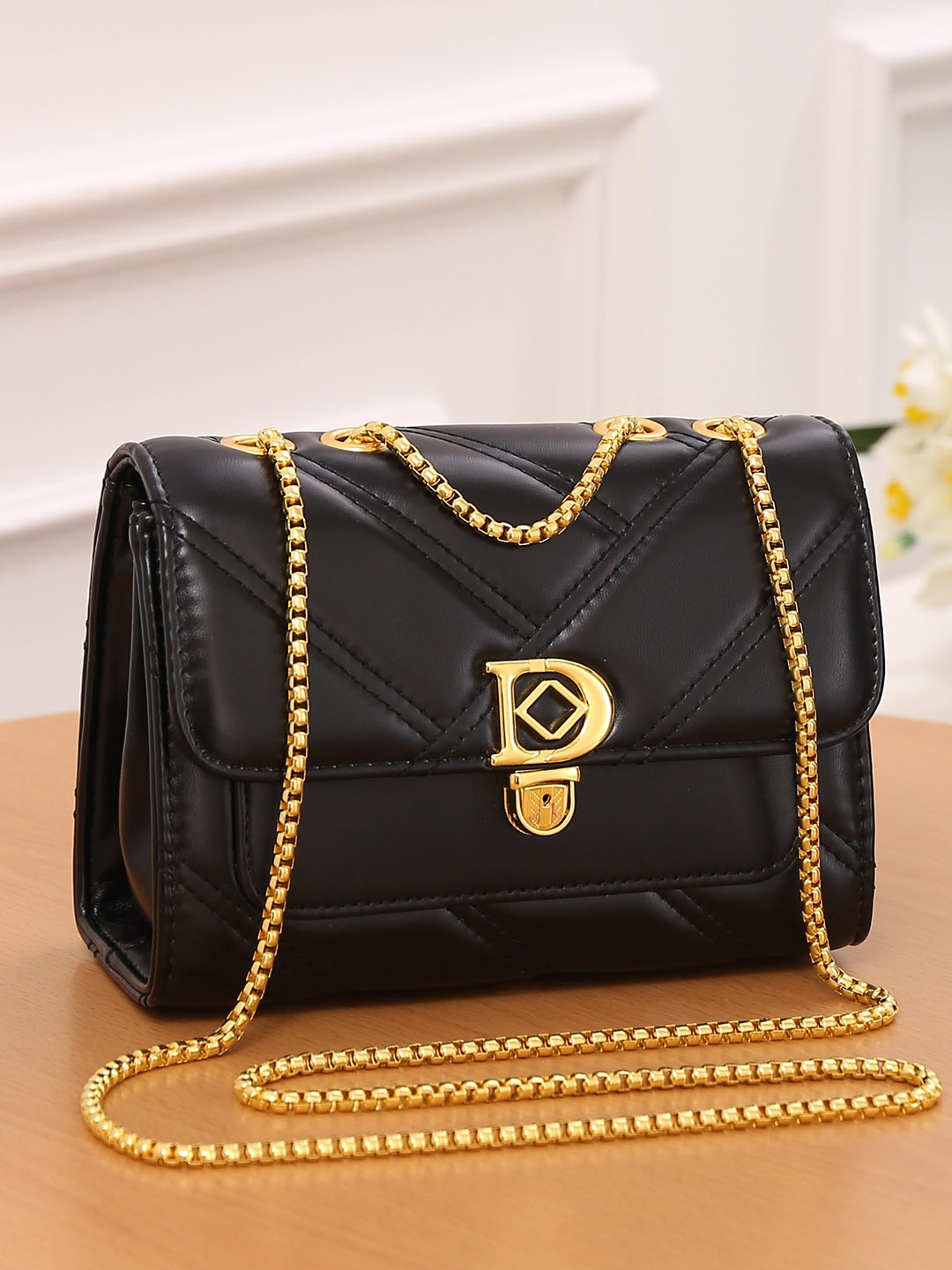

Diva Dale PU Structured Sling Bag with Quilted, Black