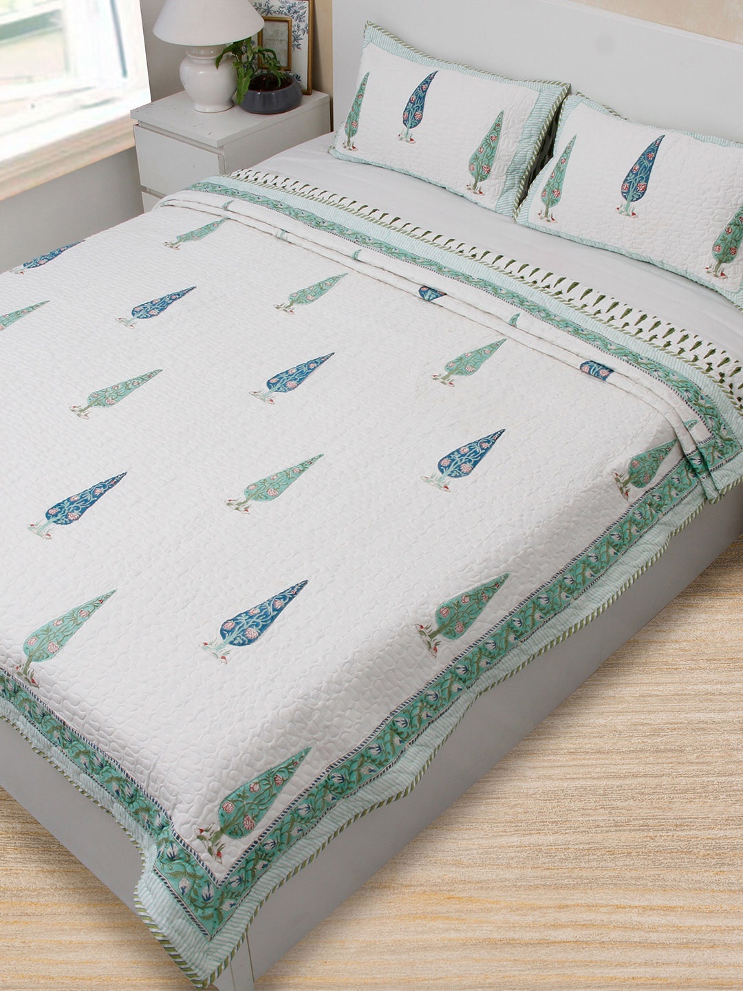 

COCOBEE HOME LINENS Green 4 Pieces Floral 350 TC Double King Pure Cotton Bed Cover Set