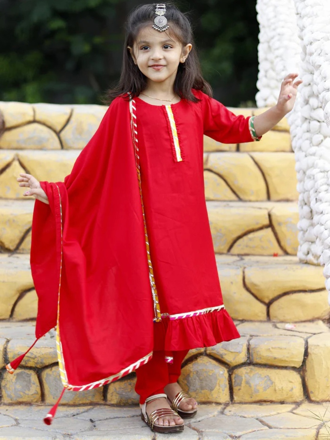 

BAESD Girls Embroidered Regular Gotta Patti Kurta with Trousers & Dupatta, Red