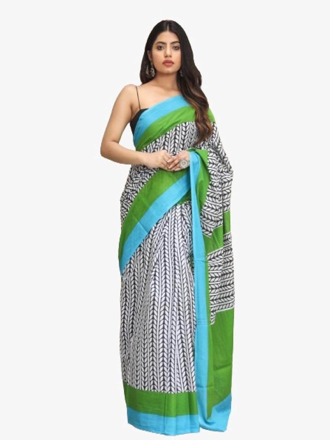 

TROPWEAR Pure Cotton Block Print Saree, Green