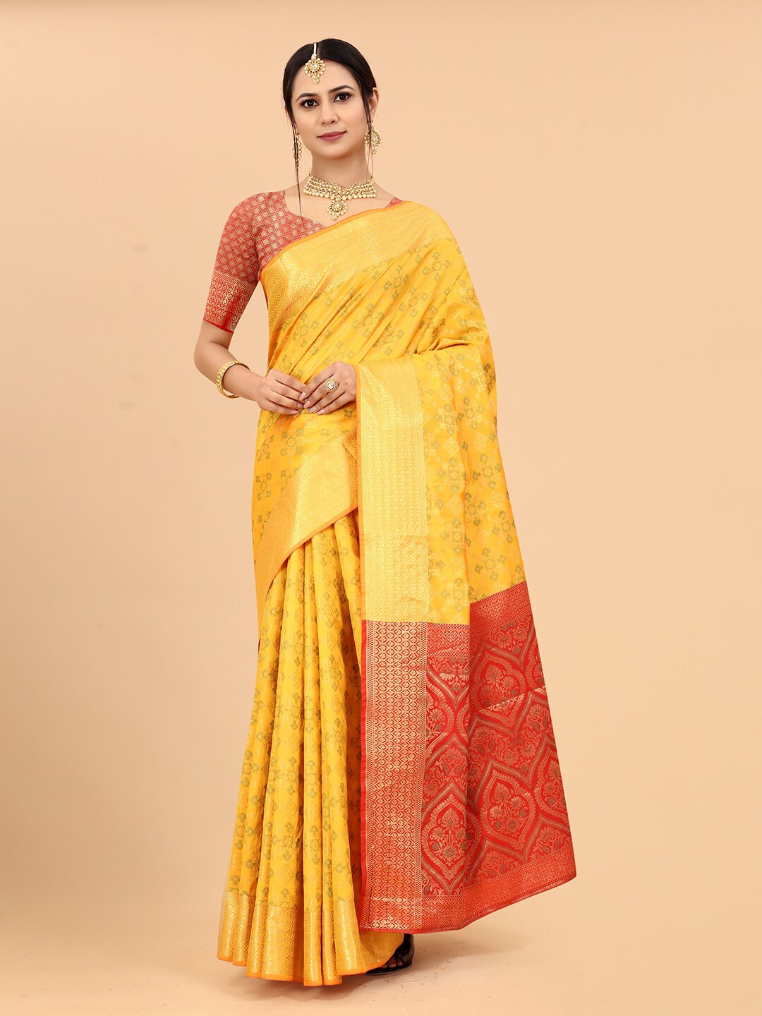 

VANAKARA Woven Design Zari Art Silk Patola Saree, Yellow