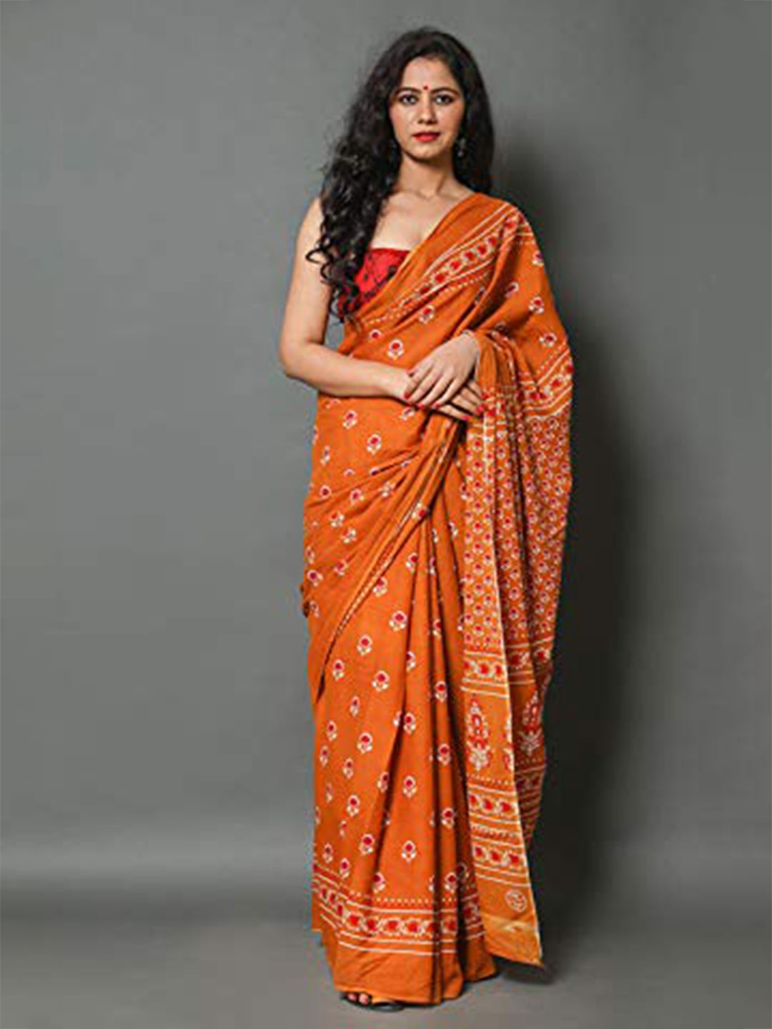 

KIAARON Mustard & White Ethnic Motifs Block Printed Saree