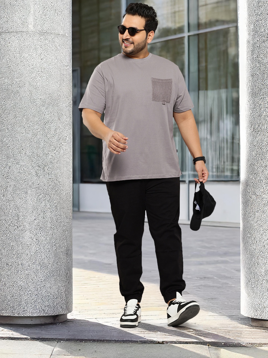 

Sztori Plus Size Pure Cotton Pockets T-shirt, Grey