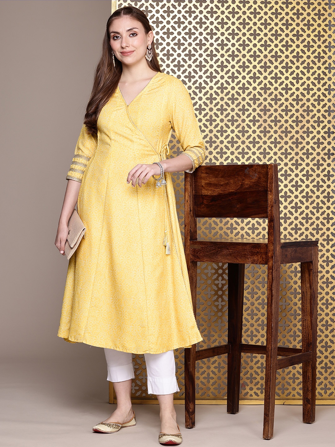 

House of Pataudi Floral Printed Jashn Kurta, Mustard