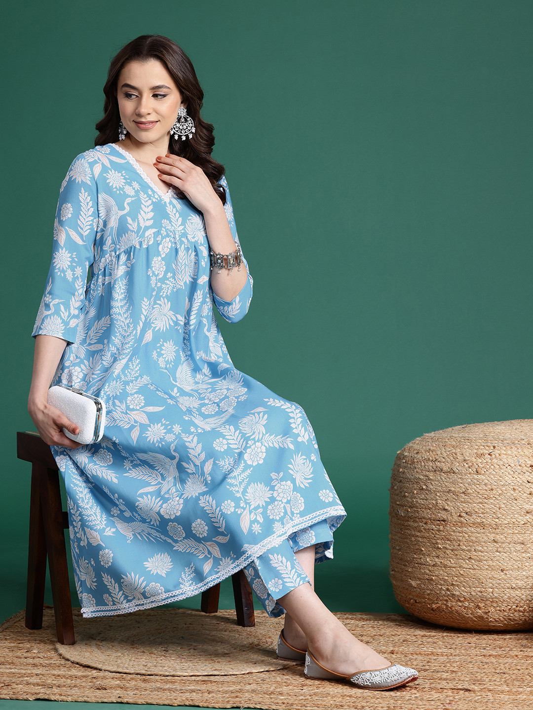 

Sangria Floral Print Empire Kurta with Trousers, Blue