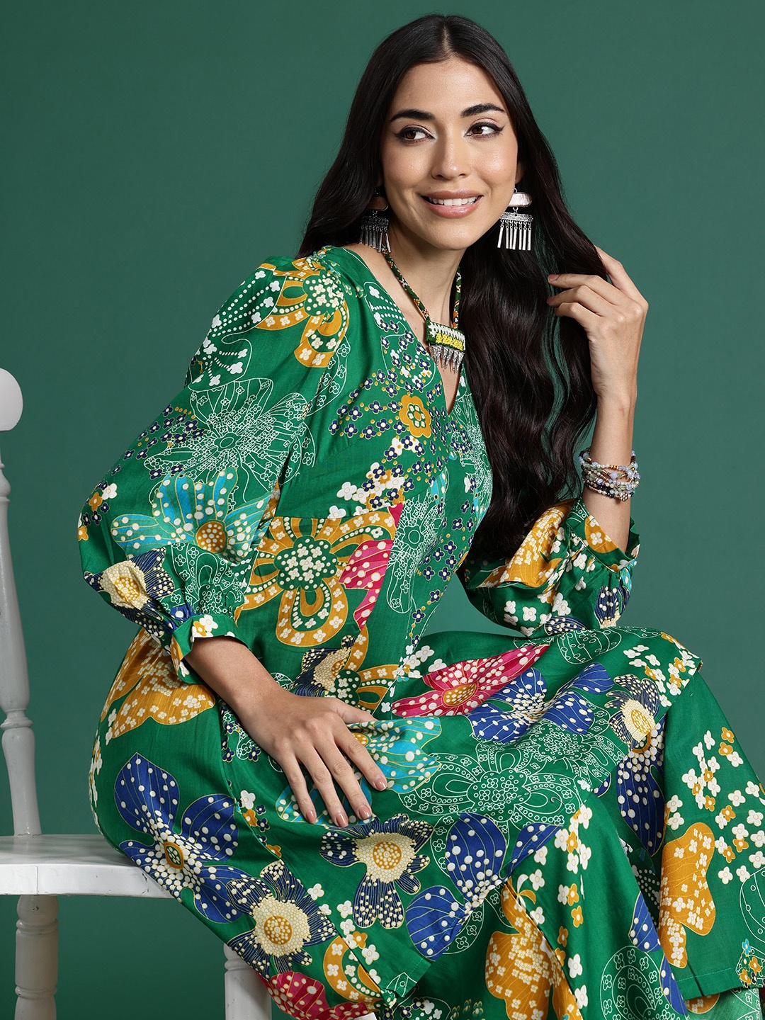 

Sangria Floral Printed Empire Kurta with Palazzos, Green