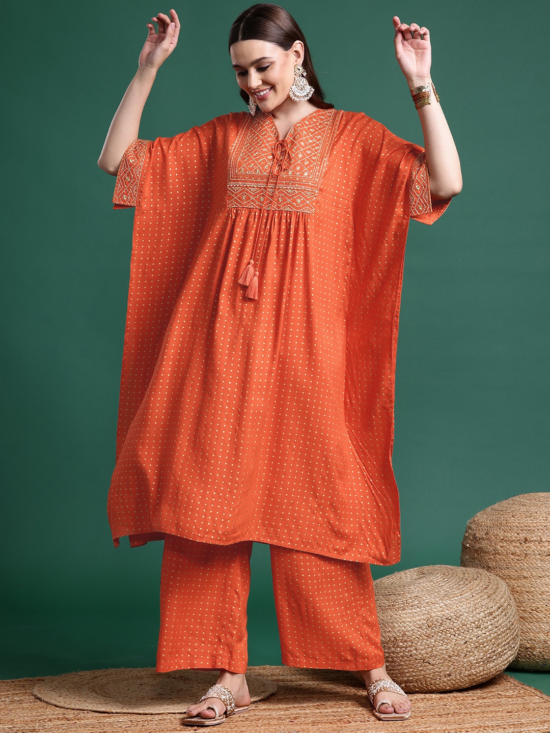 

Sangria Embroidered Kaftan Kurta Set, Orange